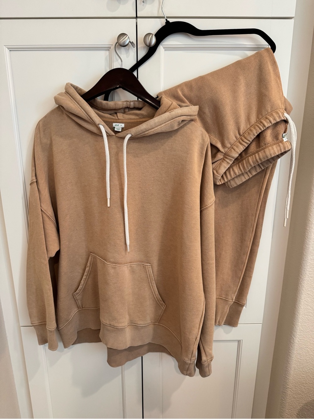 Aerie  sweat set in tan Size L
